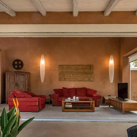 Antura Villa *