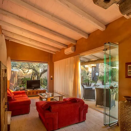 Antura Villa *